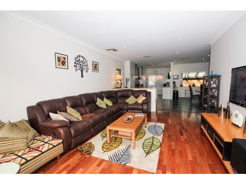 6 Onyx  Court, Hope Valley SA 5090