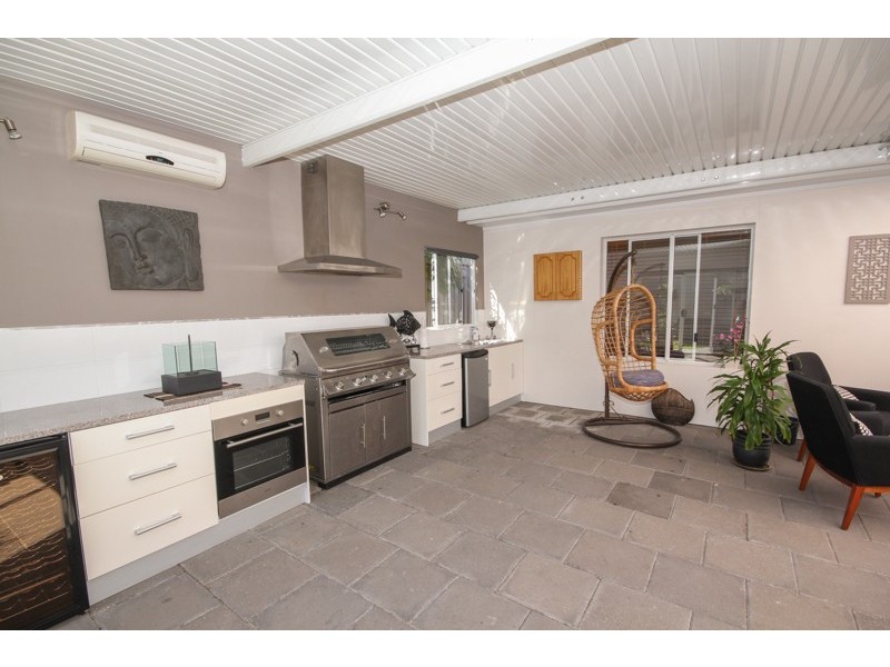 6 Onyx  Court, Hope Valley SA 5090