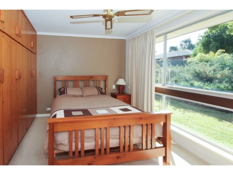 4 Hollick Crescent, Banksia Park SA 5091