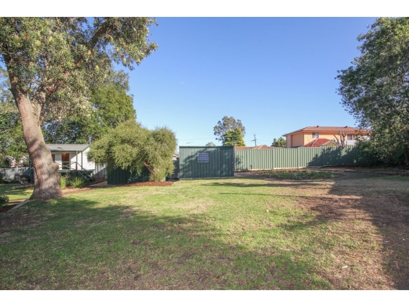 4 Hollick Crescent, Banksia Park SA 5091