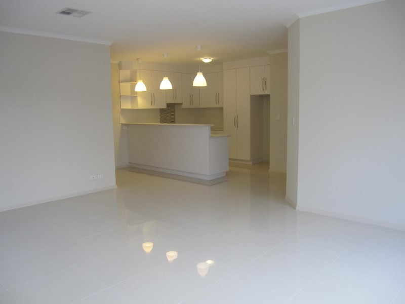 18 Saarinen Avenue, St Agnes SA 5097