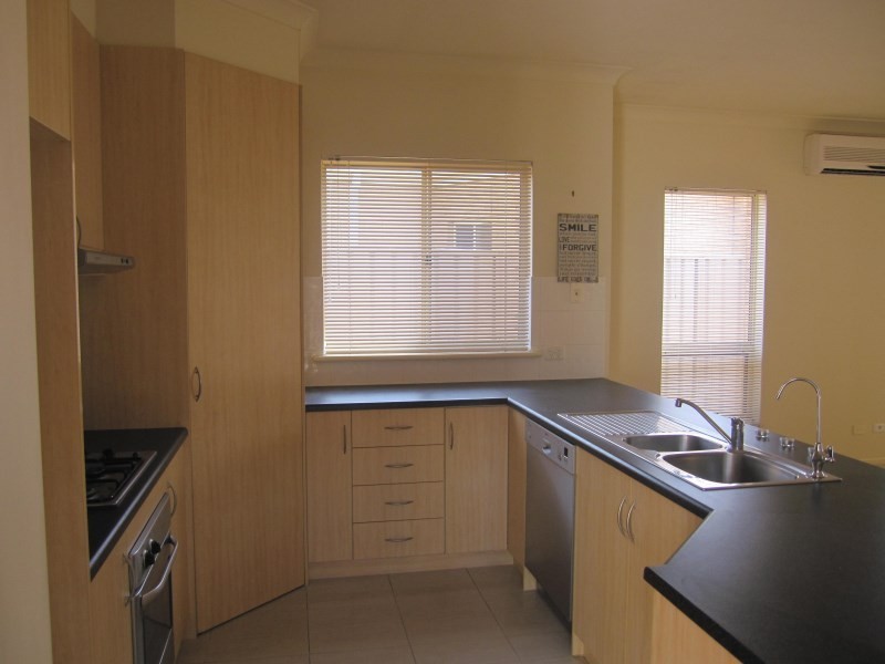 6 Queensborough Avenue, Hillcrest SA 5086