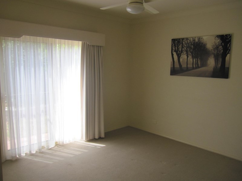 6 Queensborough Avenue, Hillcrest SA 5086