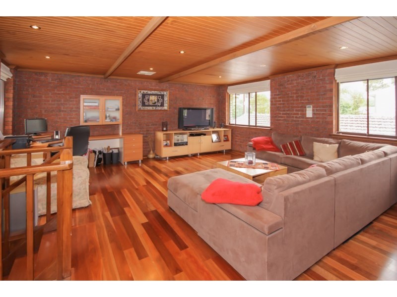 43 Hamilton Road, Fairview Park SA 5126