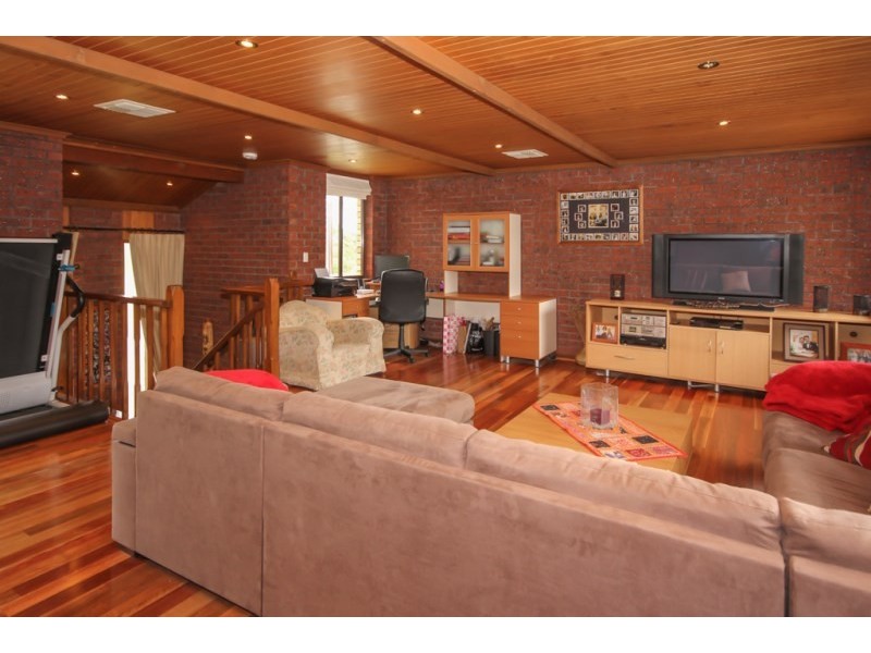 43 Hamilton Road, Fairview Park SA 5126