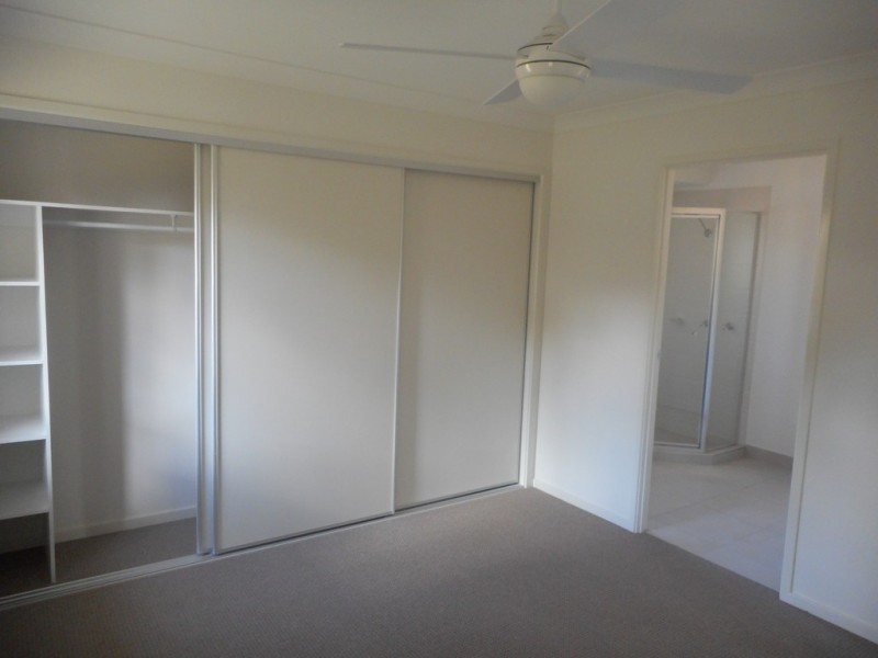 4 HUNTINGDALE STREET, Leichhardt QLD 4305
