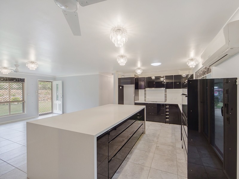 65 BLUE GUM DRIVE, Lowood QLD 4311