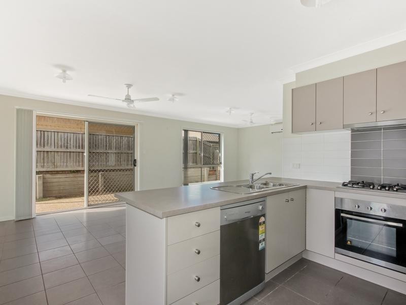 8 Ballow Crescent, Redbank Plains QLD 4301