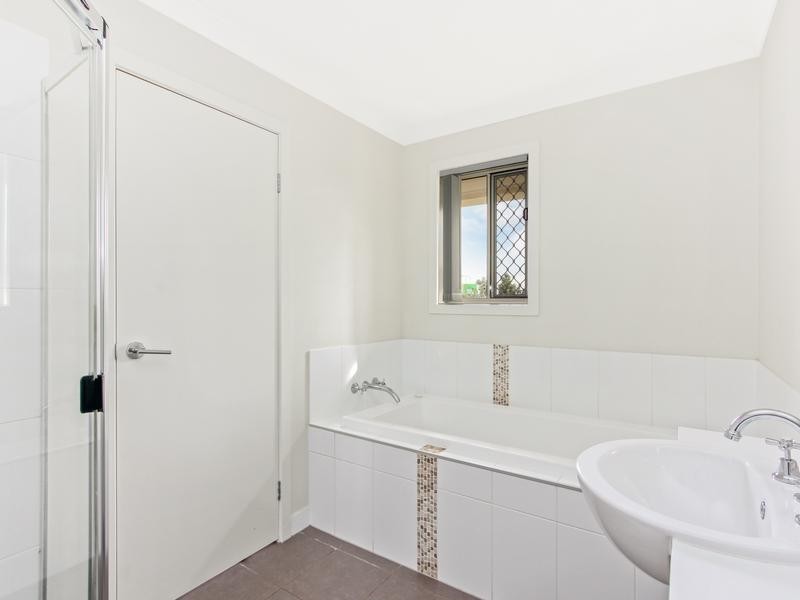 8 Ballow Crescent, Redbank Plains QLD 4301