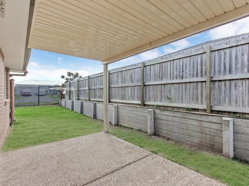8 Ballow Crescent, Redbank Plains QLD 4301