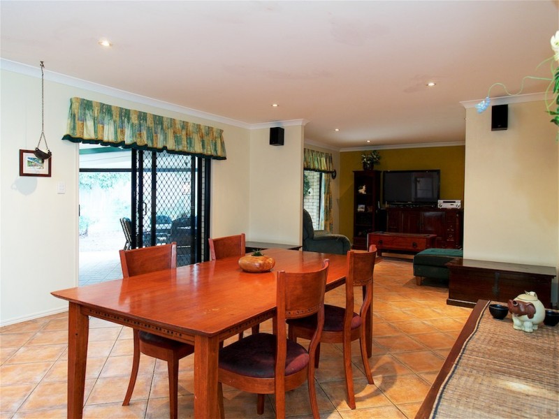 46 NEWLAND CRESCENT, Parkinson QLD 4115