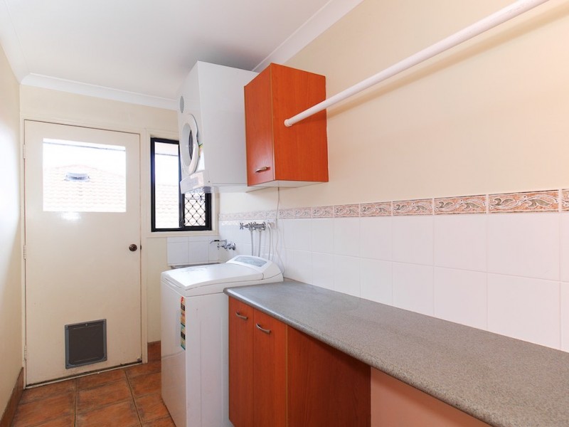 46 NEWLAND CRESCENT, Parkinson QLD 4115