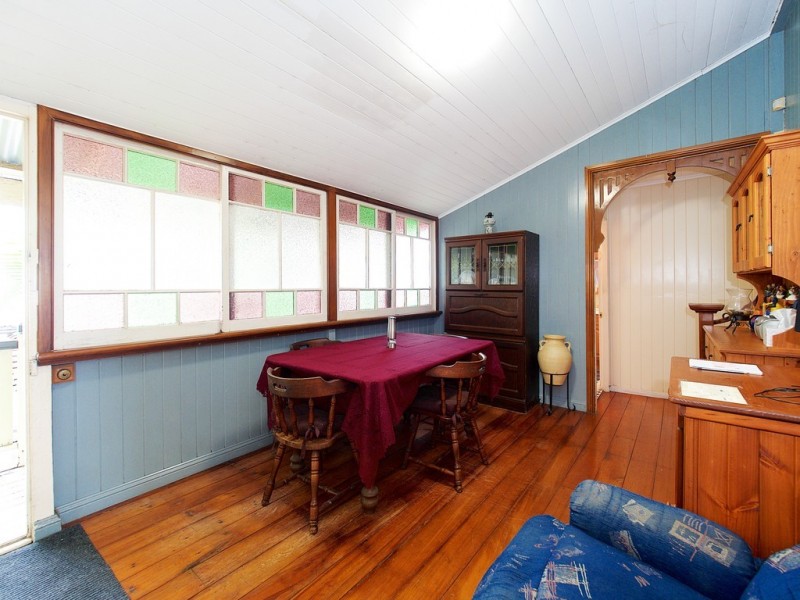 5 LENNON LANE, North Ipswich QLD 4305