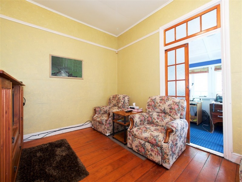 5 LENNON LANE, North Ipswich QLD 4305