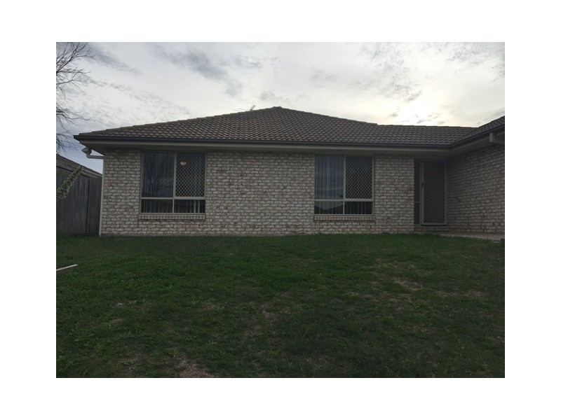 28 Honeyeater Place, Lowood QLD 4311