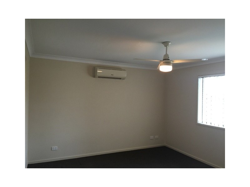 28 Honeyeater Place, Lowood QLD 4311