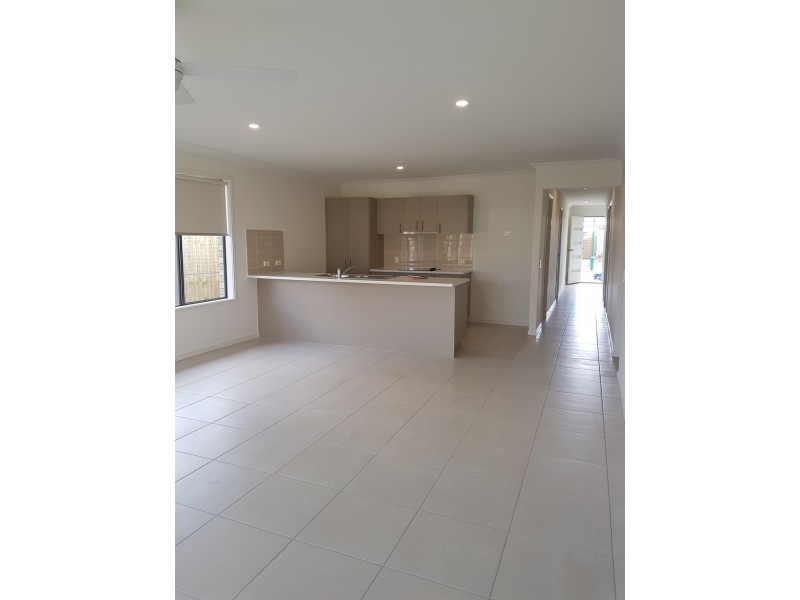 34 Cornelia Street, Leichhardt QLD 4305