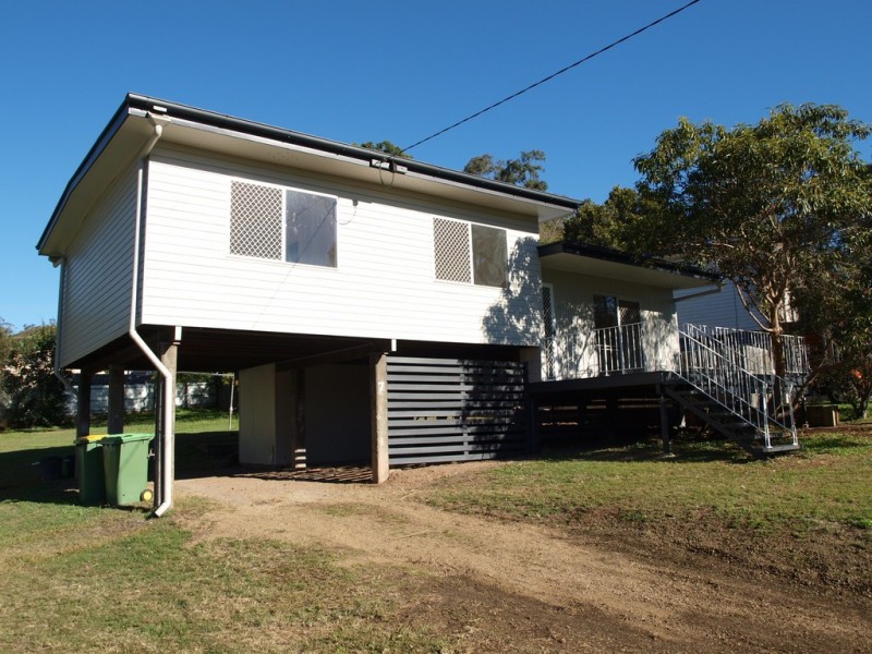 7 Queen Street, Blackstone QLD 4304