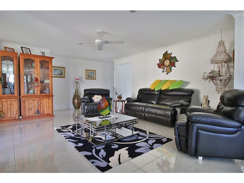 36 NOBLEWOOD CRESCENT, Fernvale QLD 4306