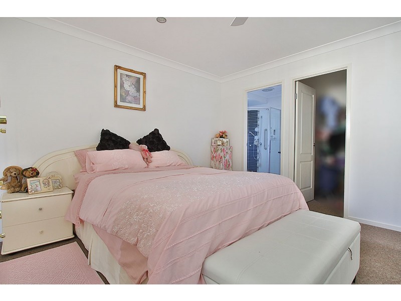 36 NOBLEWOOD CRESCENT, Fernvale QLD 4306