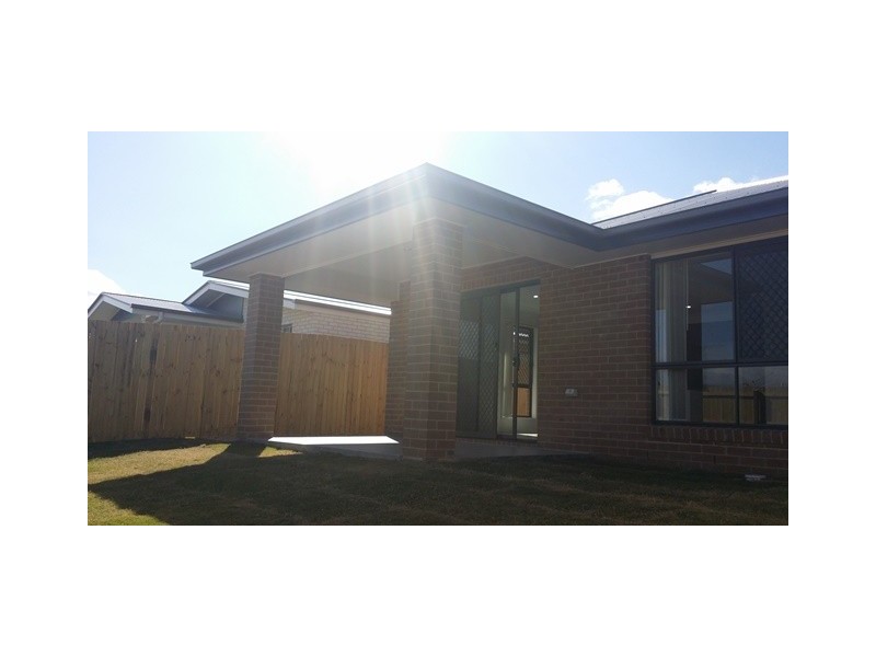 35 SADDLEBACK AVENUE, Redbank Plains QLD 4301