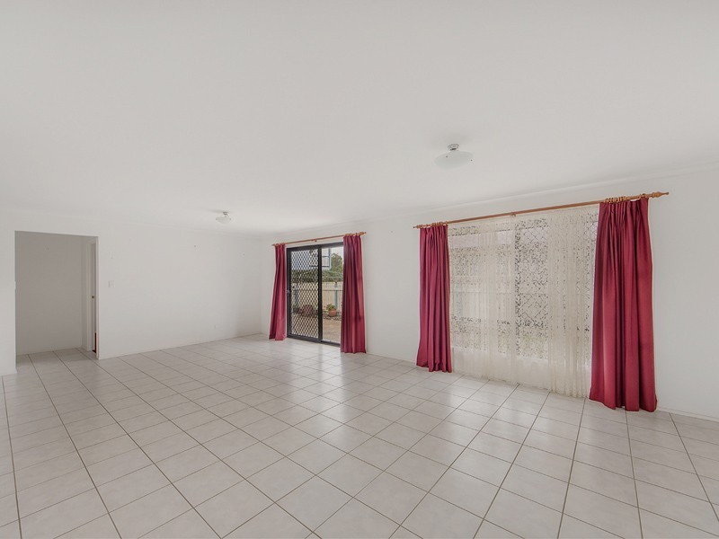 12 MACADAMIA DRIVE, Lowood QLD 4311