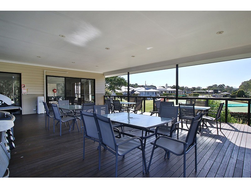 18/45 Sealy Street, Silkstone QLD 4304