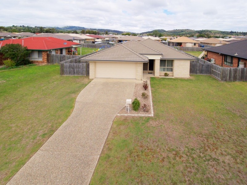9 BRAY STREET, Lowood QLD 4311