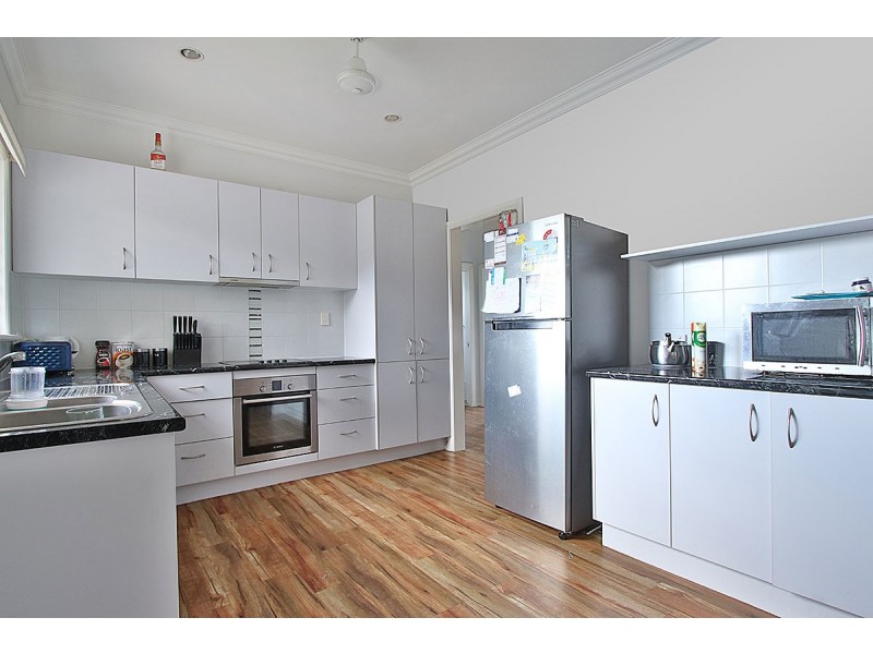 6 MILLER STREET, North Booval QLD 4304