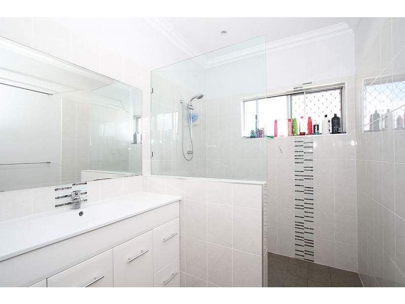 6 MILLER STREET, North Booval QLD 4304