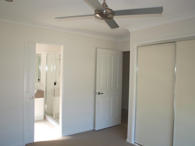 8 Carron Court, Brassall QLD 4305