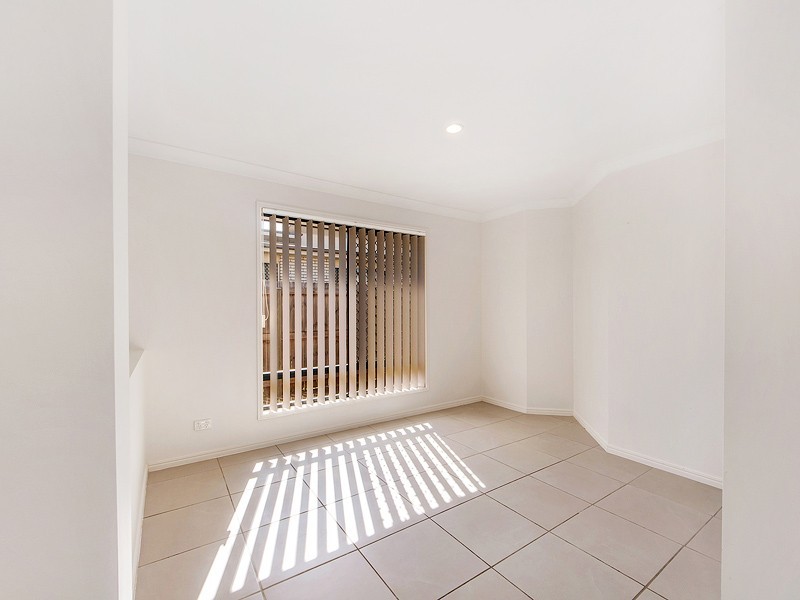 12 BENJAMIN COURT, Yamanto QLD 4305