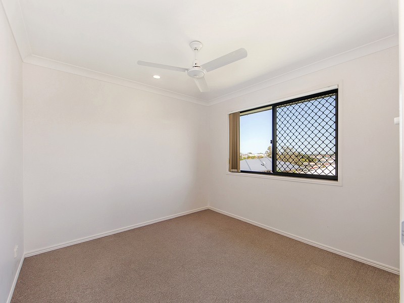 12 BENJAMIN COURT, Yamanto QLD 4305