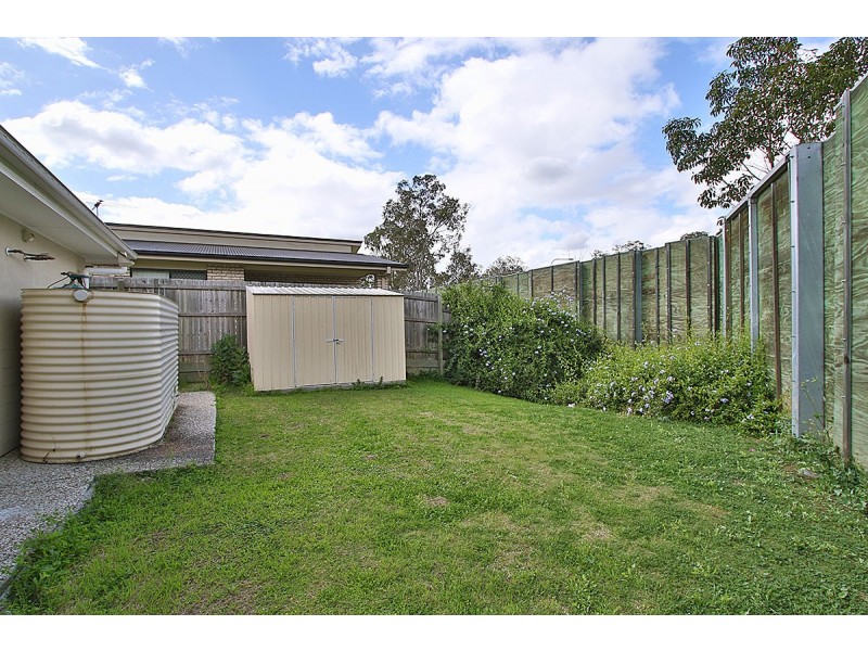 22 RHIANNON DRIVE, Flinders View QLD 4305