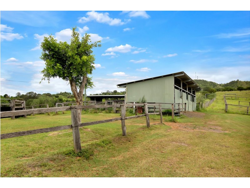242 VOIGHTS ROAD, Glamorgan Vale QLD 4306