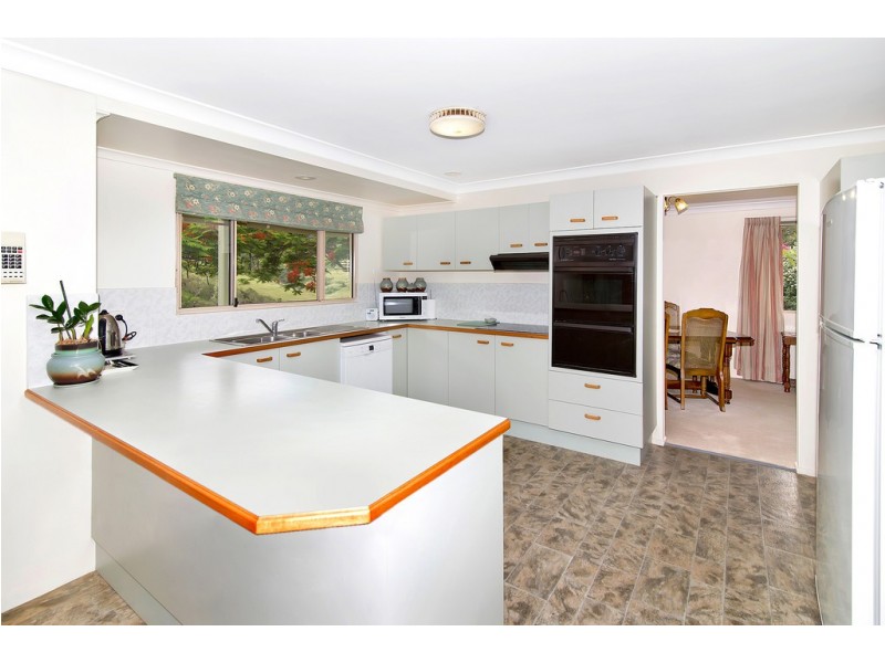 242 VOIGHTS ROAD, Glamorgan Vale QLD 4306