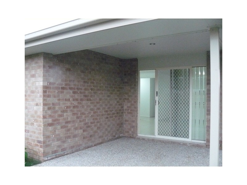 13 Denman Drive, Bundamba QLD 4304