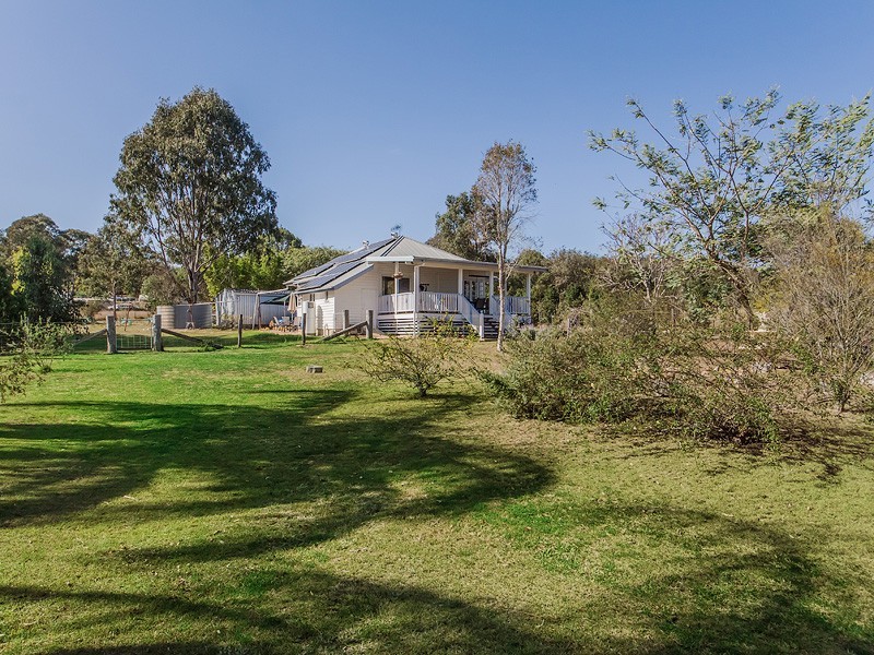 38 Howe Street, Esk QLD 4312