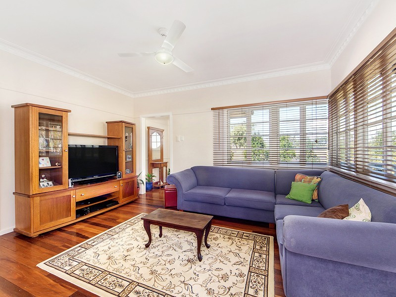 38 Howe Street, Esk QLD 4312