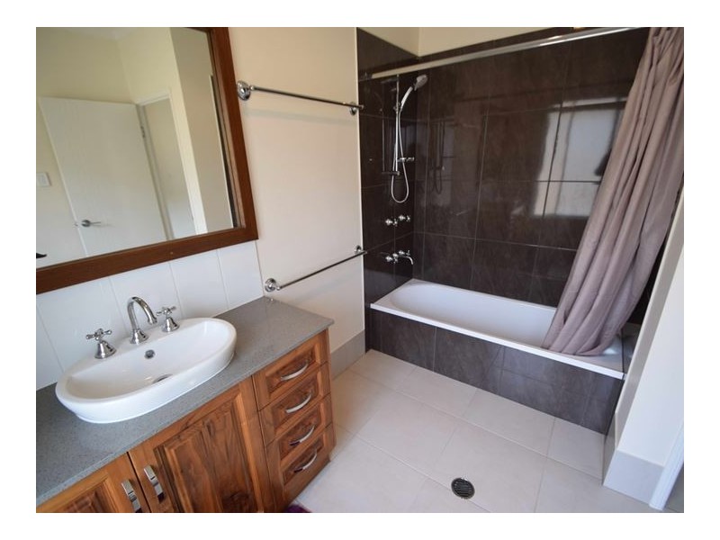54 Redmond Rd, Bryden QLD 4312