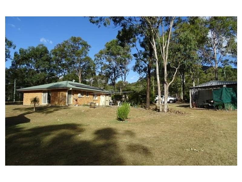 24 Matilda St, Aratula QLD 4309