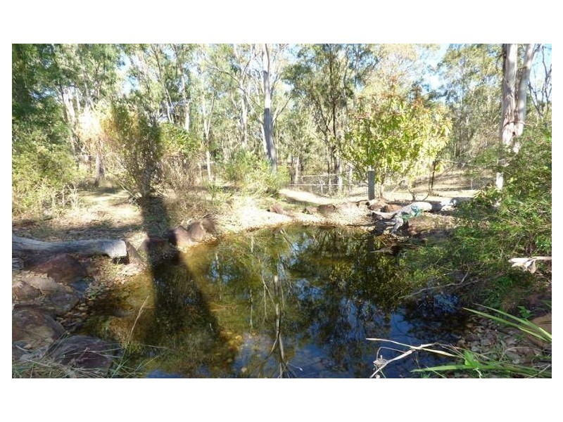 24 Matilda St, Aratula QLD 4309