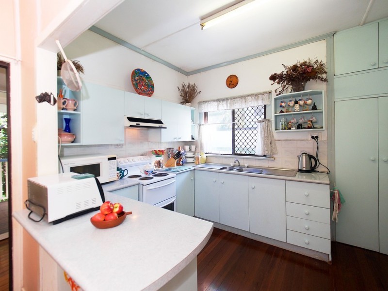 12 Richards Street, North Ipswich QLD 4305