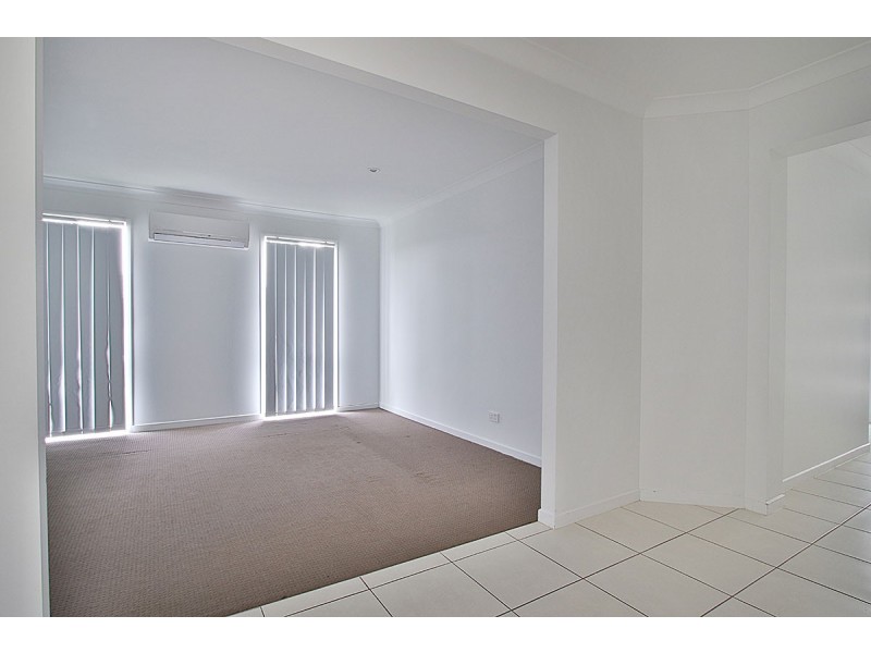 9 Noblewood Crescent, Fernvale QLD 4306