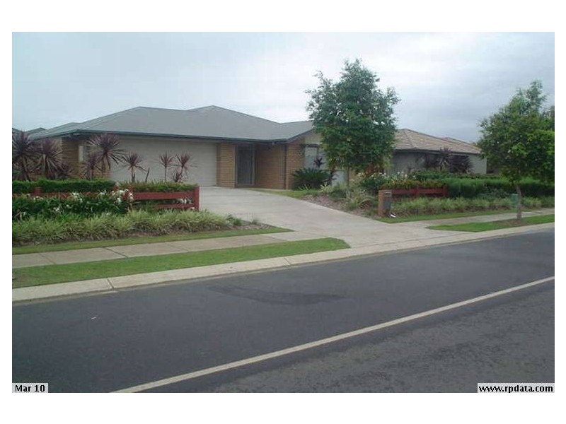 8 Sanctuary Way, Moggill QLD 4070