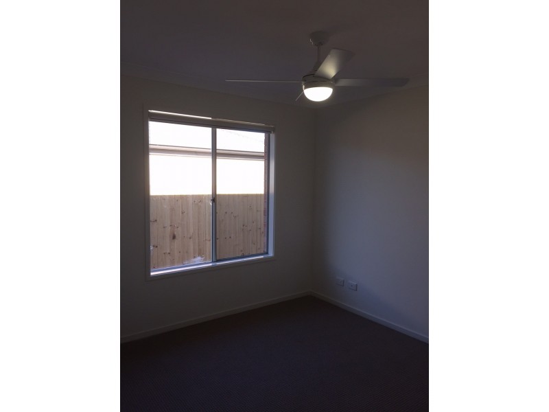 14 Eagleton Cresent, Leichhardt QLD 4305