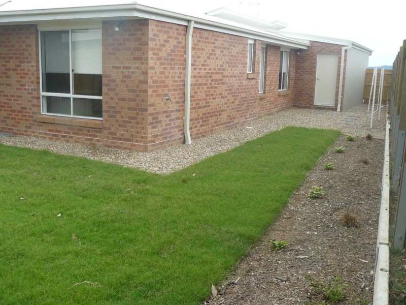 14 Eagleton Cresent, Leichhardt QLD 4305