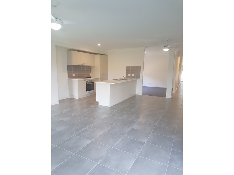 1049 Samford Road, Leichhardt QLD 4305