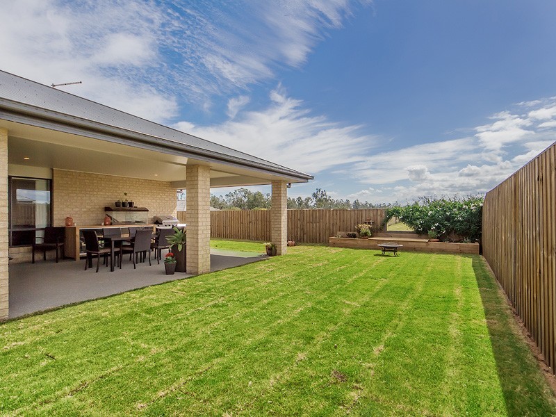 10 COTTONWOOD CRESCENT, Fernvale QLD 4306