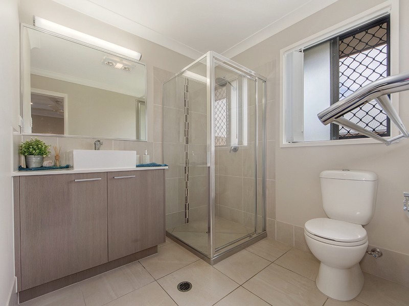 10 COTTONWOOD CRESCENT, Fernvale QLD 4306